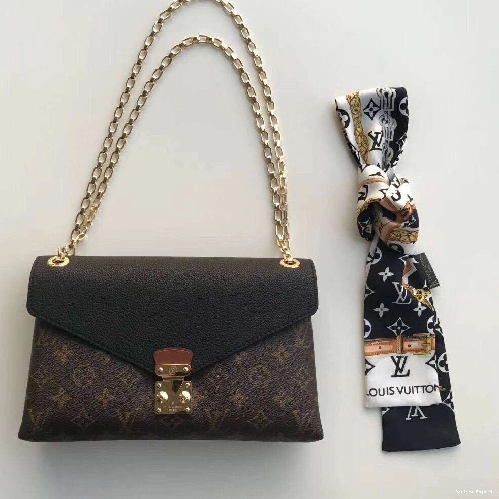 Affordable Louis PALLAS Vuitton CHAIN 0818